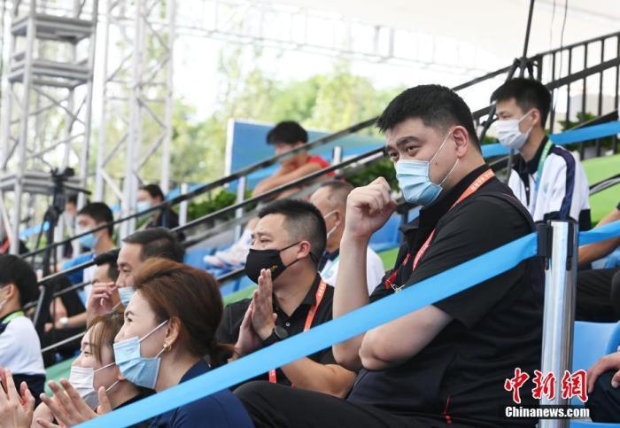 特殊体型的篮球运动员如何进行个性化训练_1
